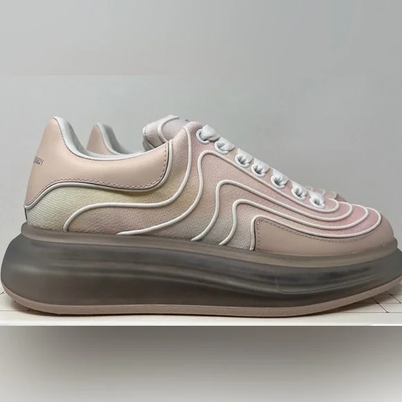Alexander McQueen Oversized
Women's Sneakers Size 9 - Picture 2 of 5